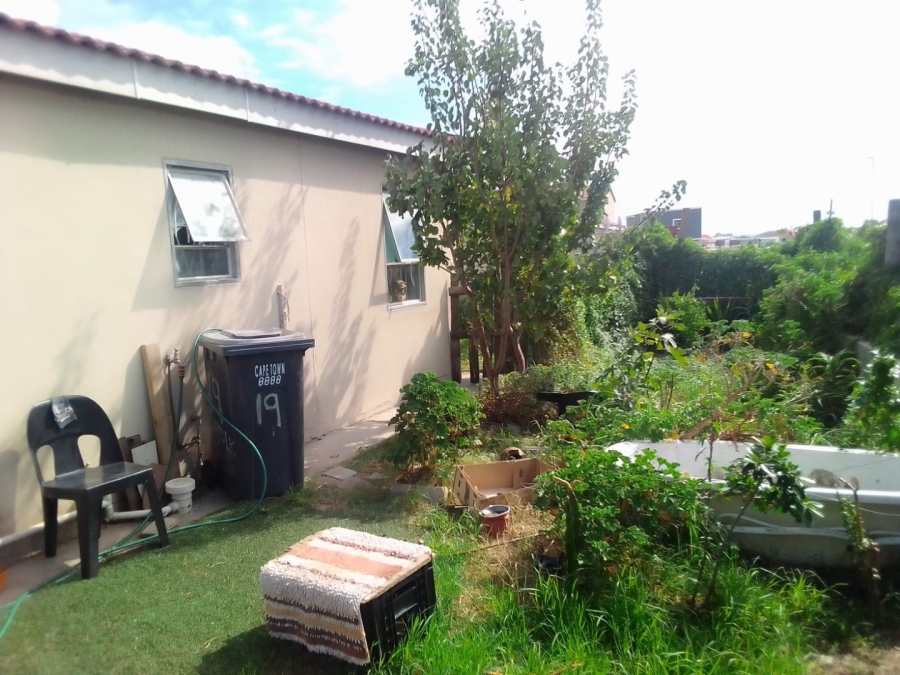 2 Bedroom Property for Sale in Highbury Western Cape